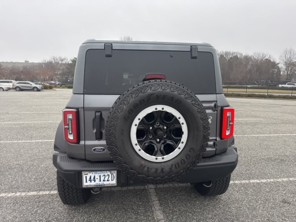 Used 2025 Ford Bronco Badlands SUV