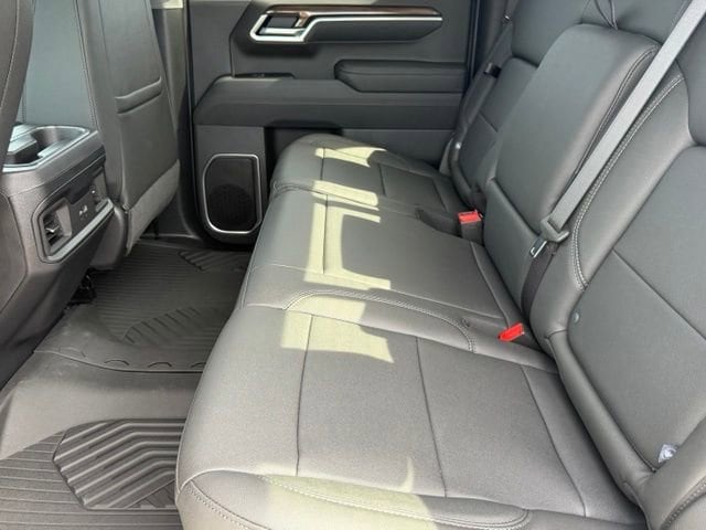 2026 Chevrolet Silverado 1500 RST - Photo 15