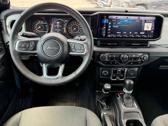 2024 Jeep Wrangler 4-Door Sahara - Photo 17