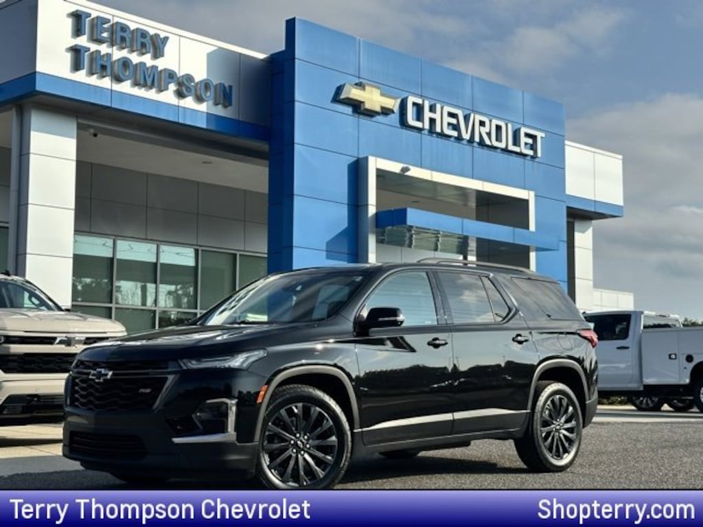 Used 2023 Chevrolet Traverse RS SUV