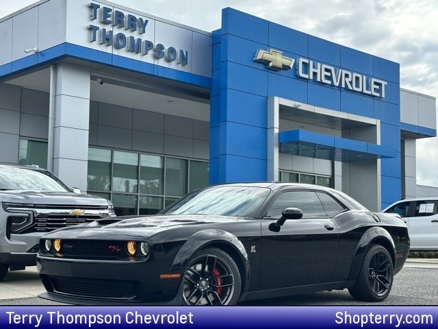 2019 Dodge Challenger R/T's photo