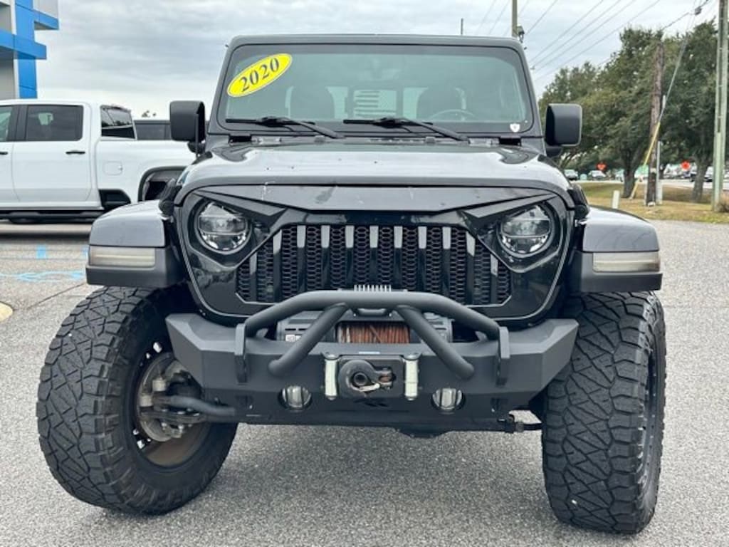 Used 2020 Jeep Gladiator Overland 4X4 Truck Crew Cab