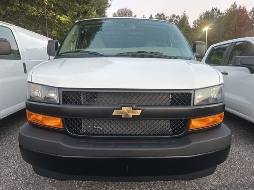 New 2025 Chevrolet Express Cargo 2500 WT Van
