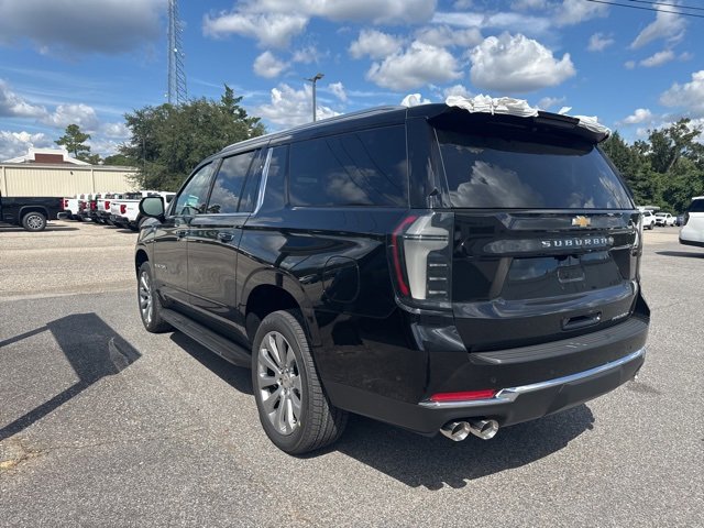2026 Chevrolet Suburban Premier photo 4