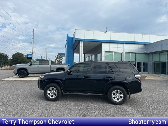 2019 Toyota 4Runner SR5 Premium's photo