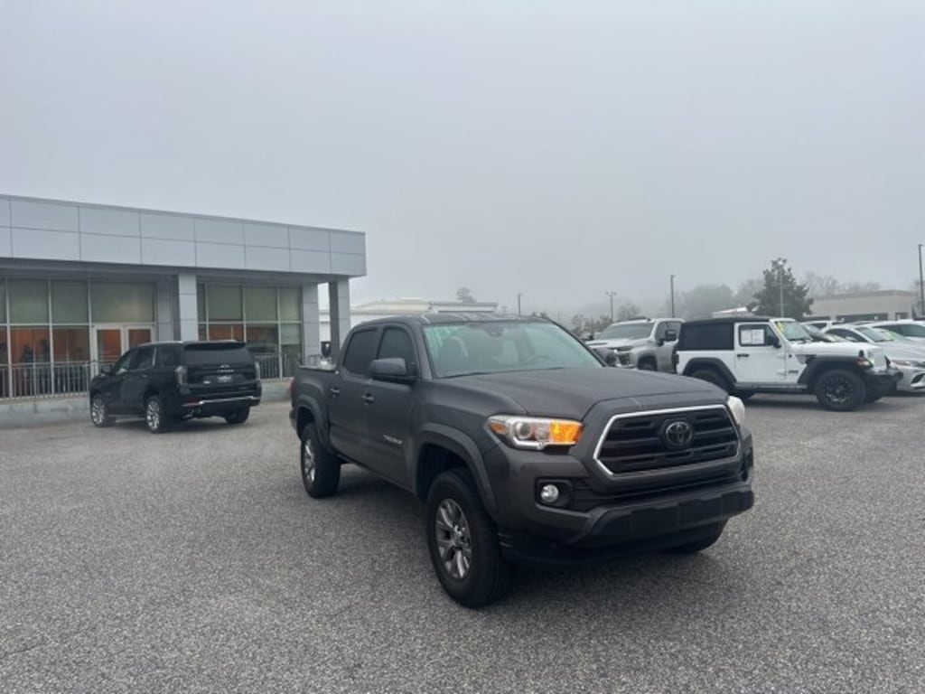 Used 2018 Toyota Tacoma SR5 V6 Truck Double Cab