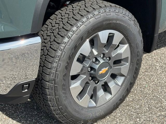 2026 Chevrolet Silverado 2500 HD LT - Photo 9