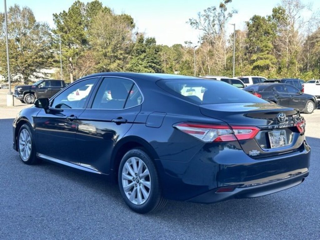 Used 2018 Toyota Camry LE Sedan