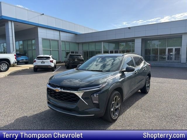 2025 Chevrolet Trax SUV 