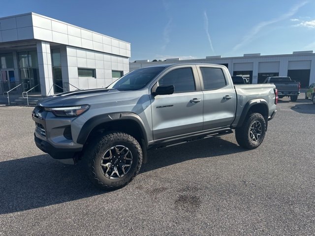 2023 Chevrolet Colorado ZR2 photo 2