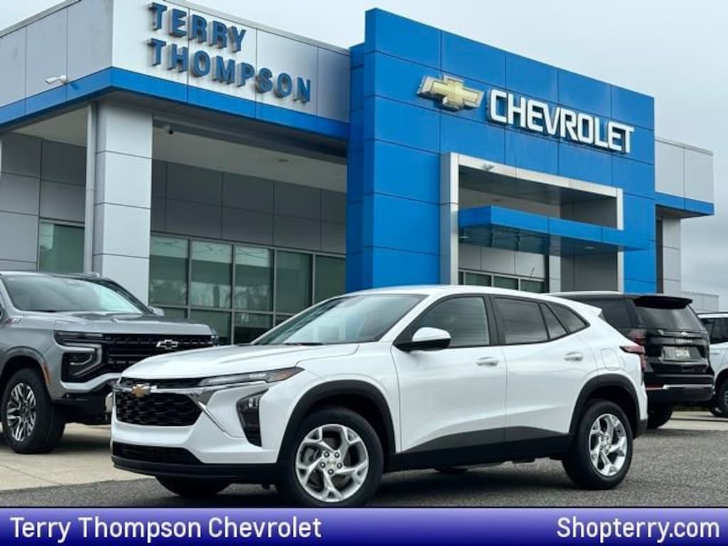 New 2026 Chevrolet Trax LS SUV
