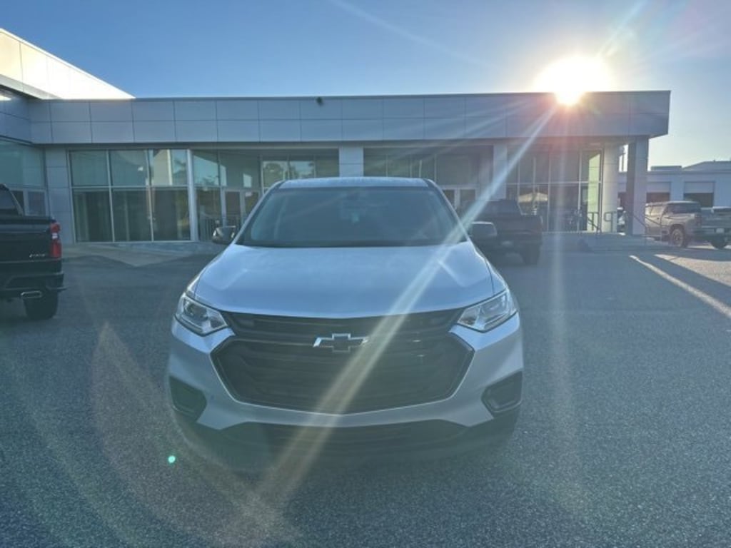 Used 2021 Chevrolet Traverse LS SUV