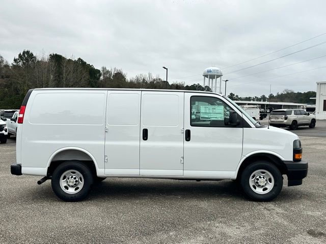 2025 Chevrolet Express Cargo Work Van - Photo 24