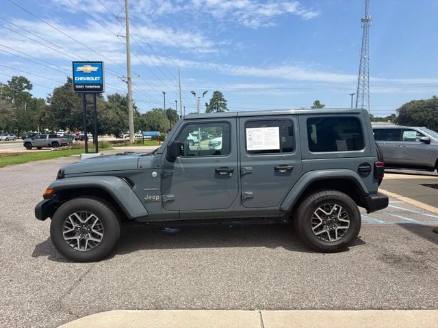 2024 Jeep Wrangler 4-Door Sahara - Photo 8