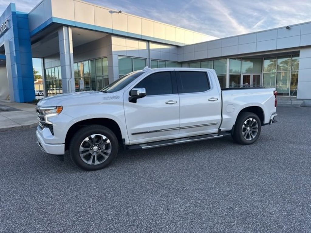 Used 2022 Chevrolet Silverado 1500 High Country Truck Crew Cab