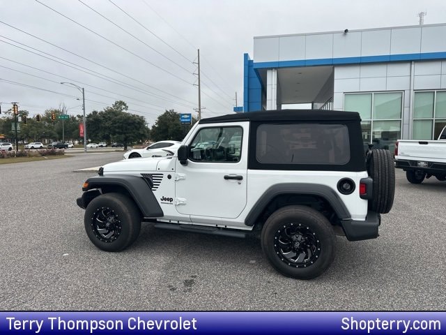 2022 Jeep Wrangler Sport S's photo