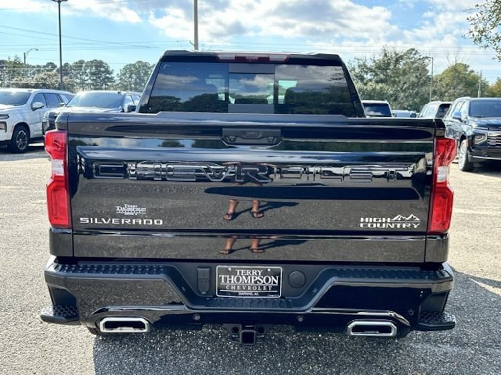 New 2026 Chevrolet Silverado 1500 High Country Truck