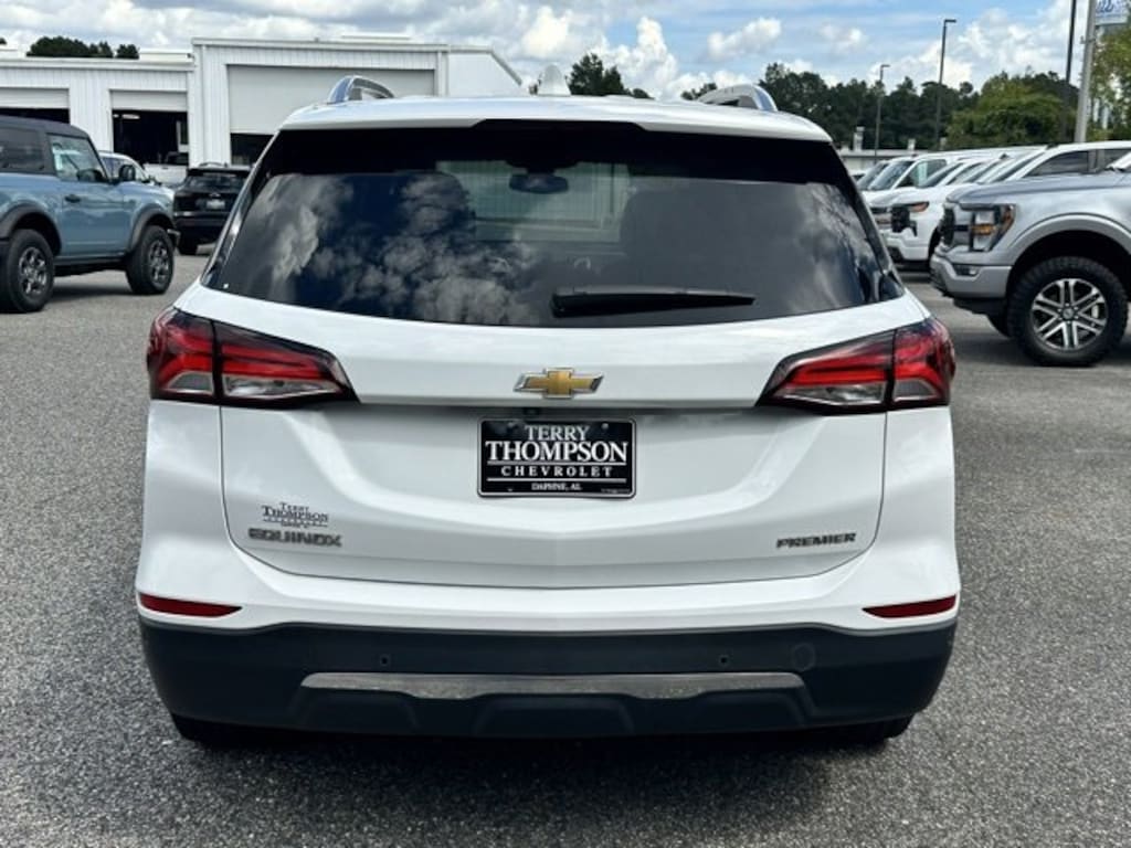 Used 2022 Chevrolet Equinox Premier SUV