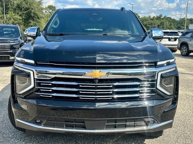 2025 Chevrolet Suburban Premier - Photo 2