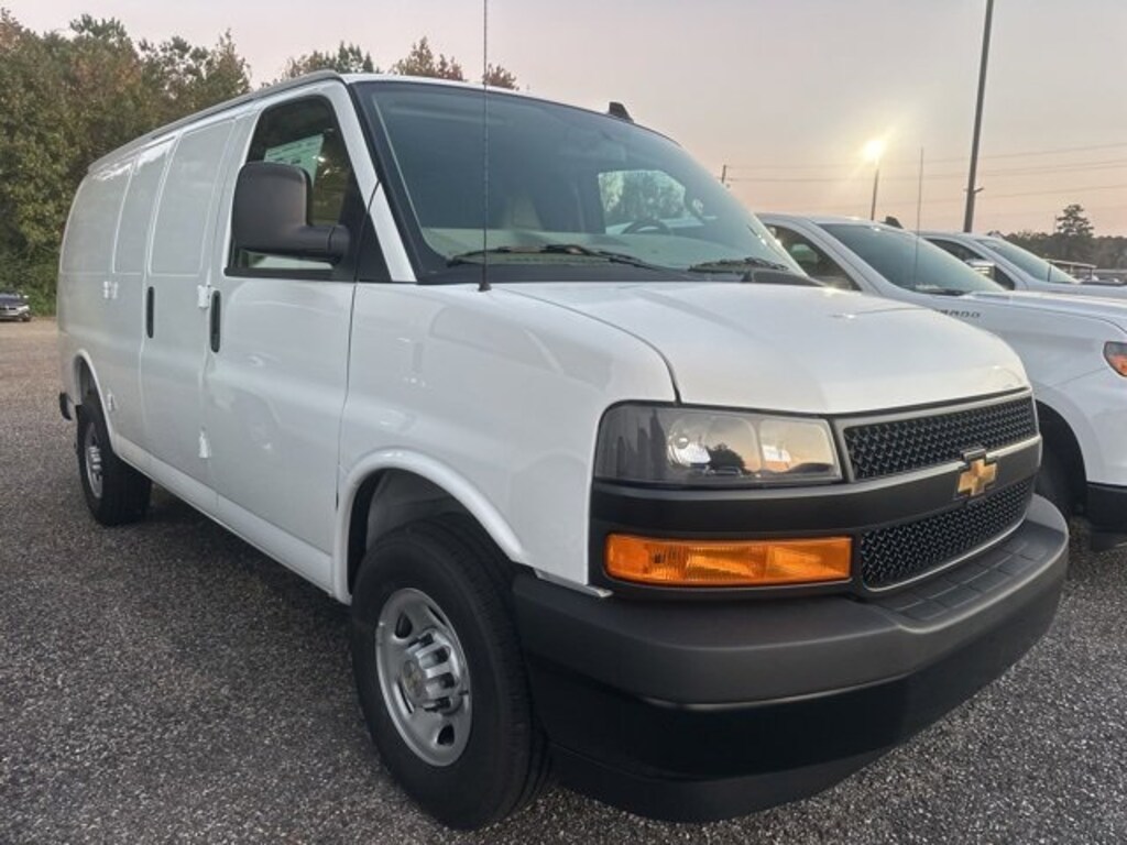 New 2025 Chevrolet Express Cargo 2500 WT Van