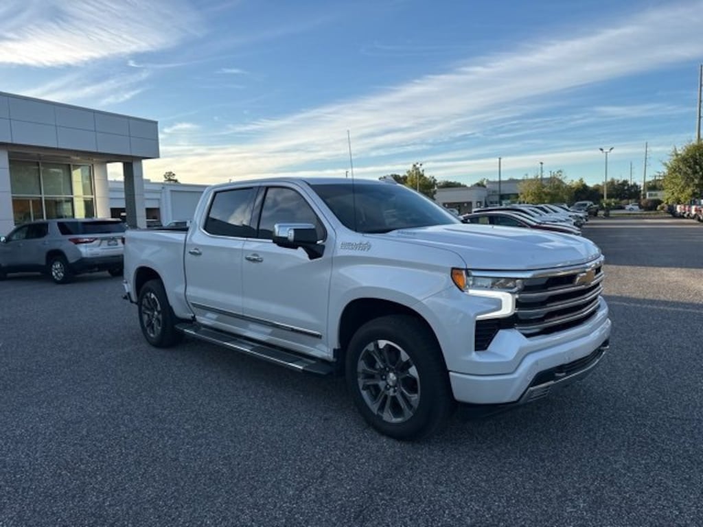 Used 2022 Chevrolet Silverado 1500 High Country Truck Crew Cab
