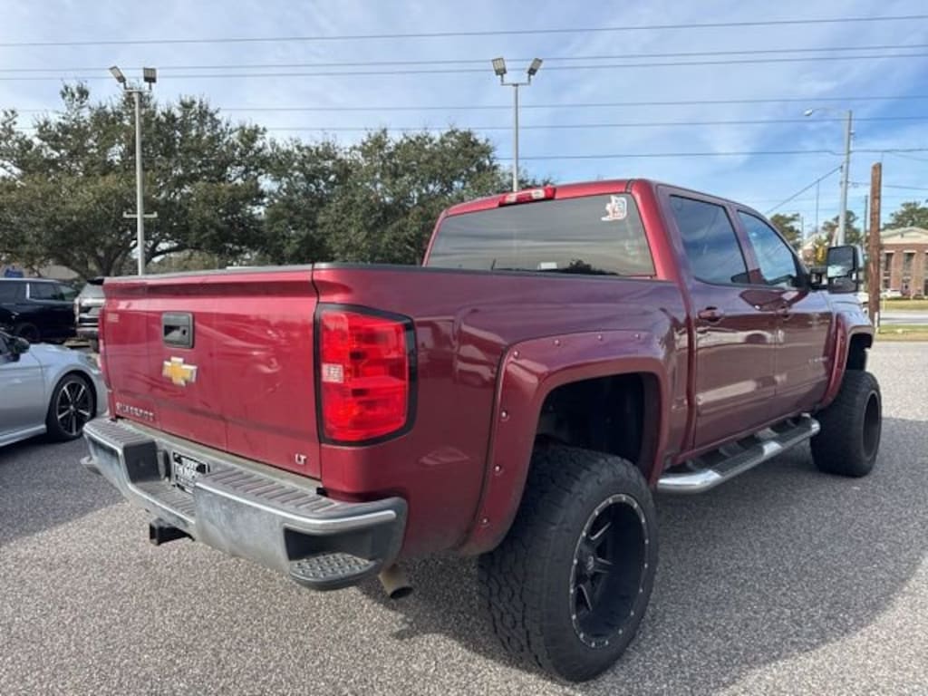Used 2018 Chevrolet Silverado 1500 LT Truck Crew Cab
