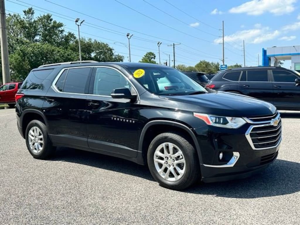 Used 2021 Chevrolet Traverse LT Cloth SUV