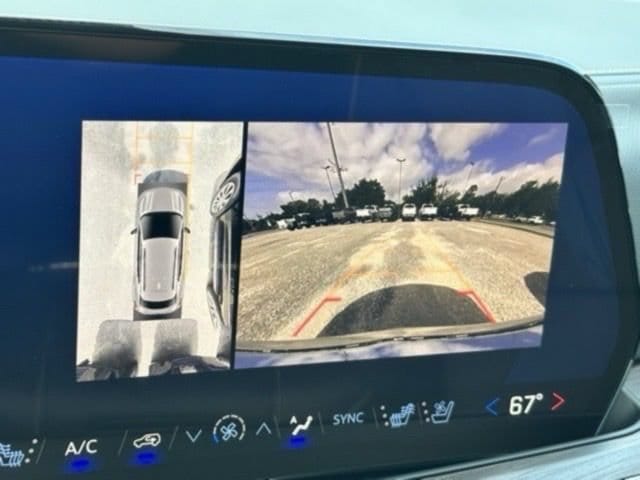 2025 Chevrolet Suburban Premier - Photo 12