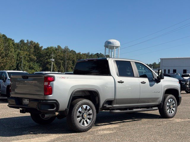 2026 Chevrolet Silverado 2500 HD Custom - Photo 6
