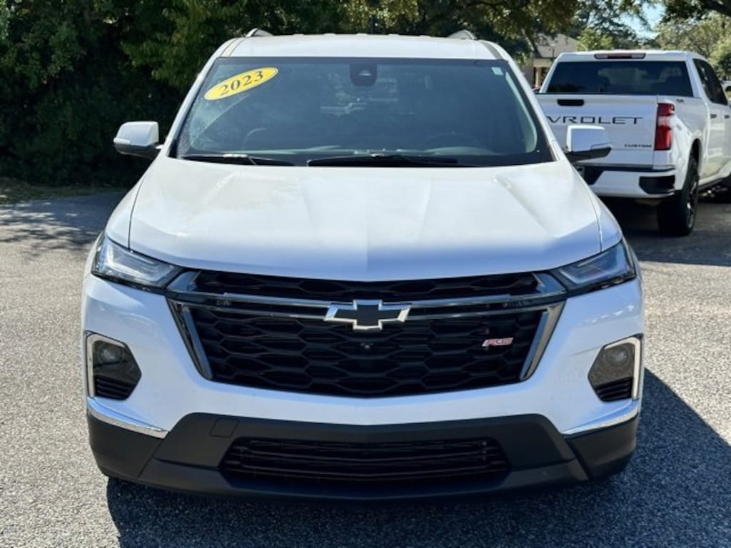Used 2023 Chevrolet Traverse RS SUV