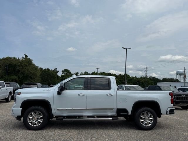 2026 Chevrolet Silverado 2500 HD High Country - Photo 4