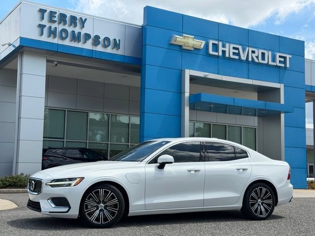 2021 Volvo S60 Recharge Plug-In Hybrid T8 Inscription Sedan