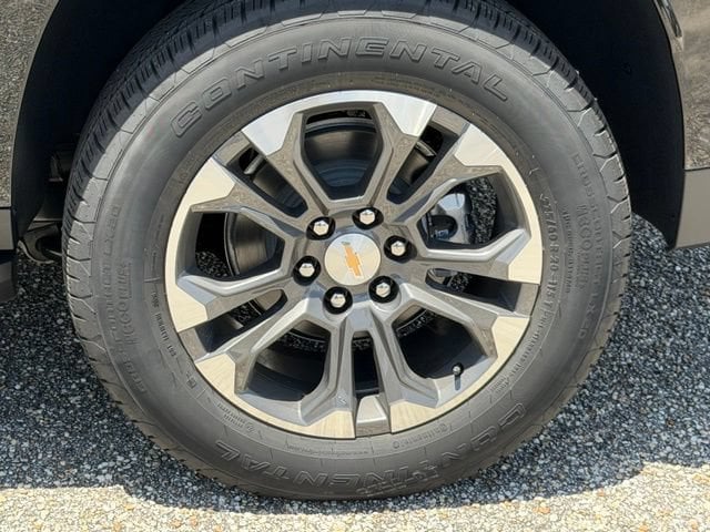 2026 Chevrolet Suburban LT - Photo 10