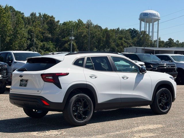 2026 Chevrolet Trax LT - Photo 7