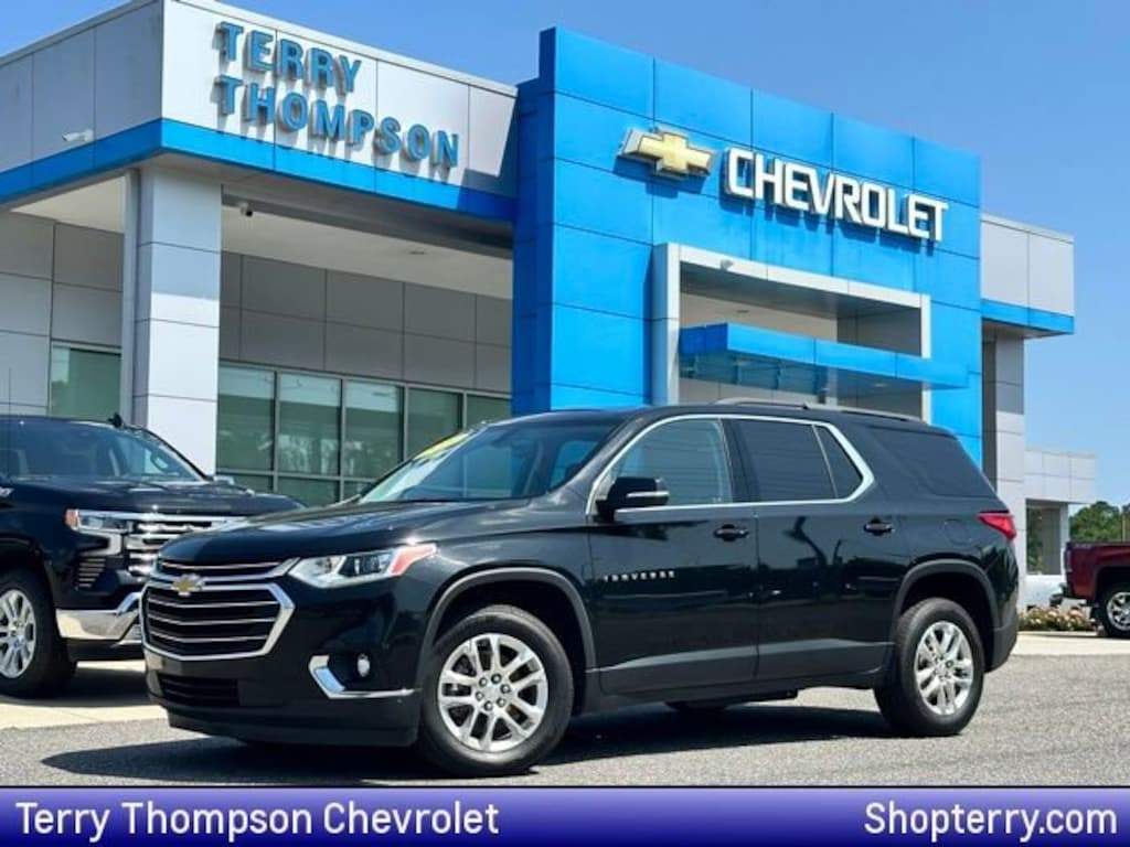 Used 2021 Chevrolet Traverse LT Cloth SUV