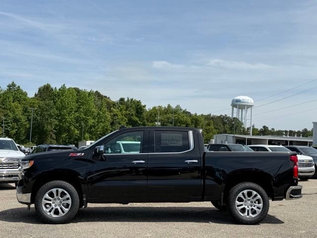 2026 Chevrolet Silverado 1500 LTZ - Photo 8