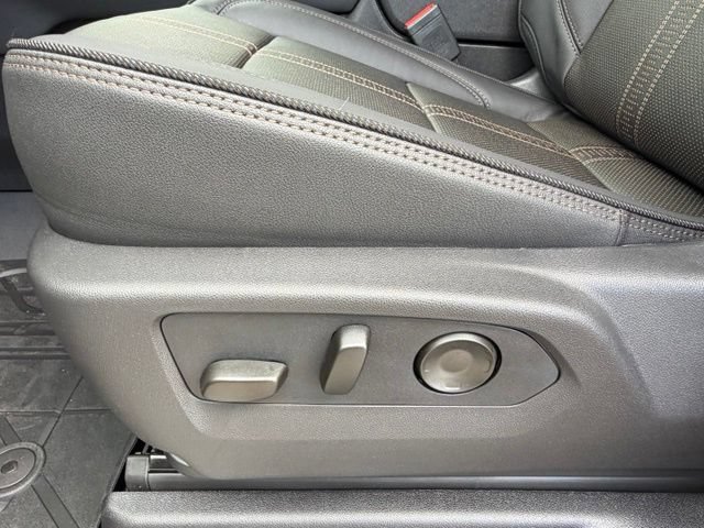 2026 Chevrolet Suburban High Country - Photo 14