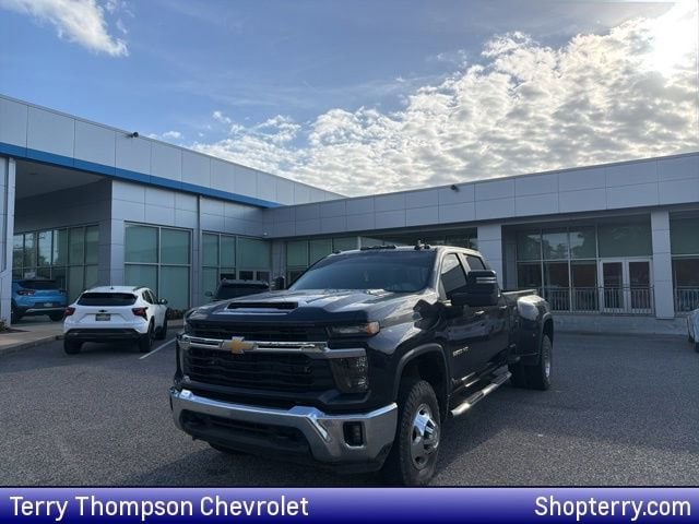 2024 Chevrolet Silverado 3500 HD Truck Crew Cab 
