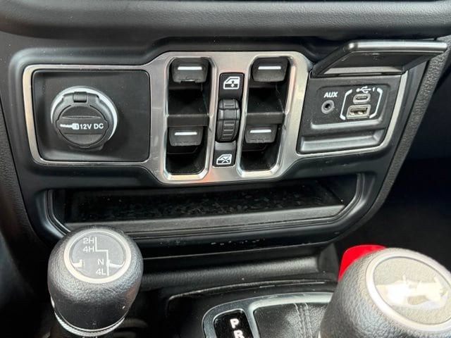 2024 Jeep Wrangler 4-Door Sahara - Photo 22