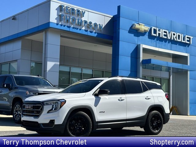 2022 GMC Terrain AT4's photo