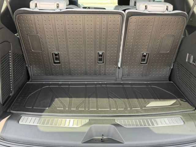 2026 Chevrolet Tahoe Premier - Photo 17
