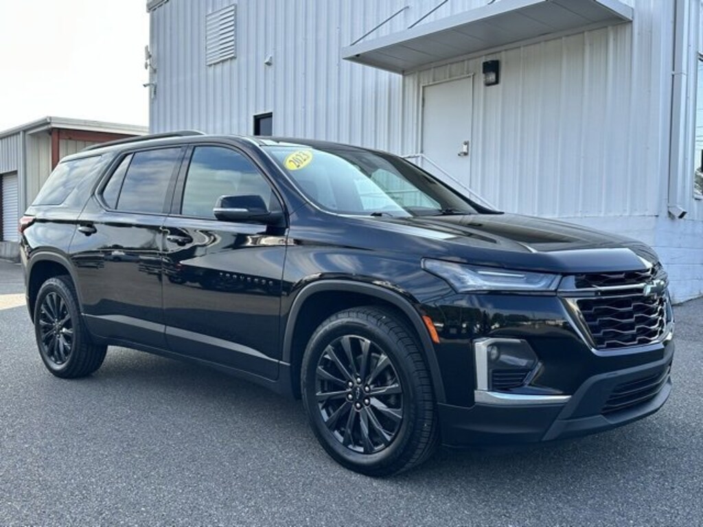 Used 2023 Chevrolet Traverse RS SUV