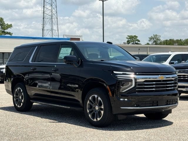 2026 Chevrolet Suburban LT - Photo 6