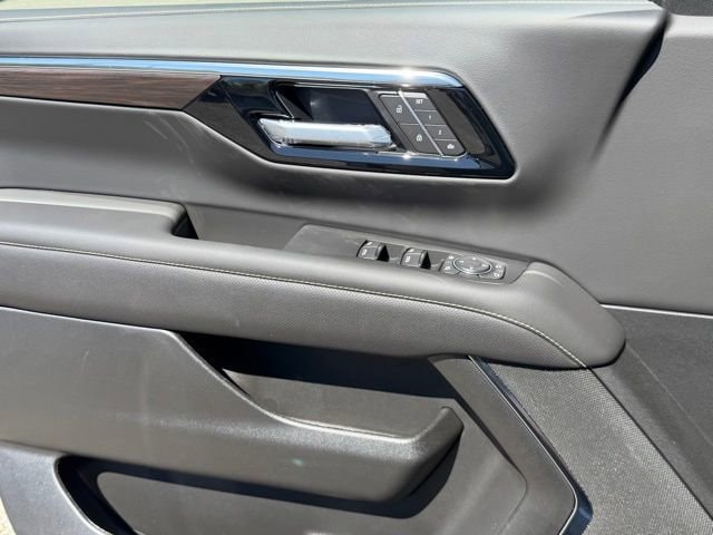 2026 Chevrolet Tahoe Premier - Photo 12