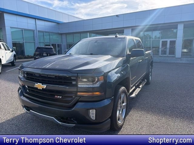2017 Chevrolet Silverado 1500 Truck Crew Cab 