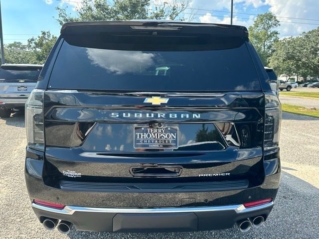 2025 Chevrolet Suburban Premier - Photo 3