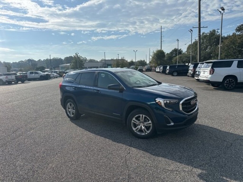 Used 2020 GMC Terrain SLE SUV