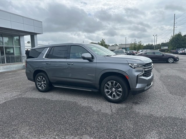 2022 Chevrolet Tahoe LT photo 3