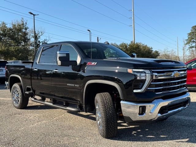 2026 Chevrolet Silverado 2500 HD LTZ - Photo 6