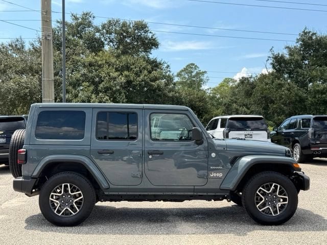 2024 Jeep Wrangler 4-Door Sahara - Photo 7